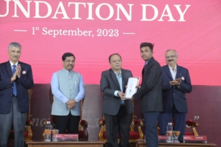 foundation_day_4864