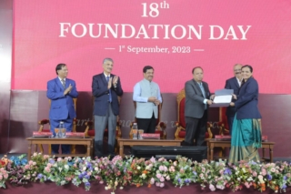 foundation_day_4884